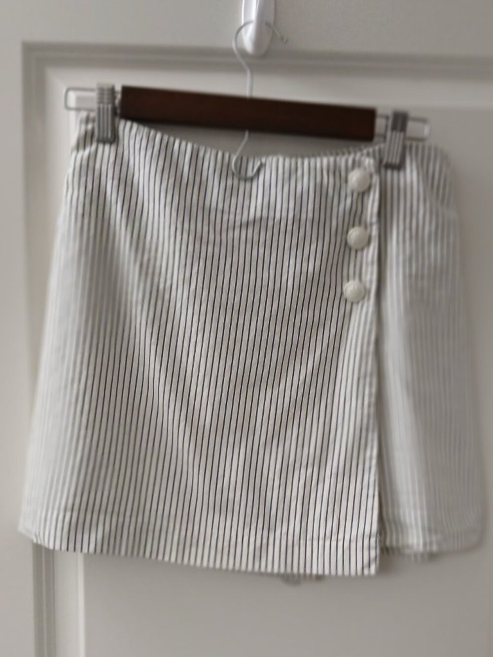 Skies Are Blue Women's Striped Mini Wrap Skort SZ Medium